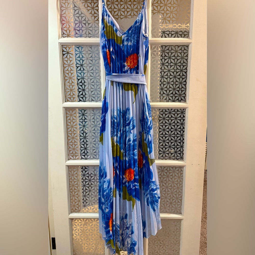 Premier amour blue floral pleated belted sundress sz 10 - Picture 2 of 5